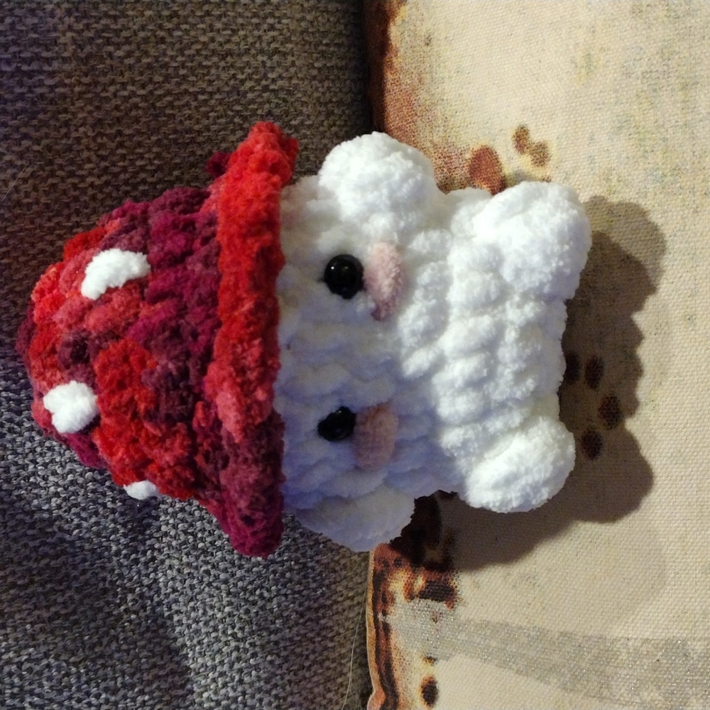 Little mushroom boi